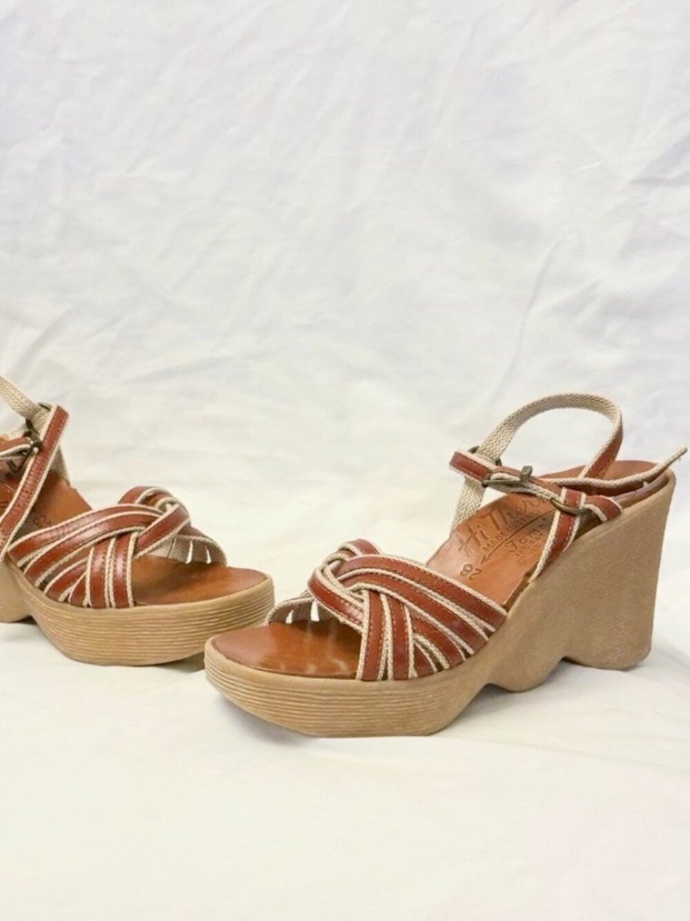 Vintage 1979 Famolare “Hi There” Wavy Sole Wedge Shoes Box + Receipt